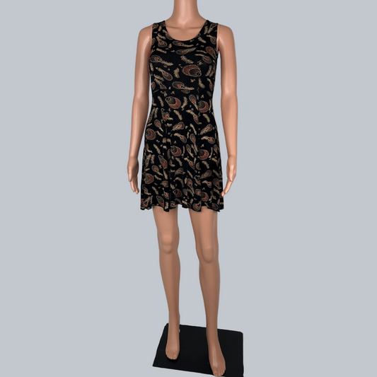 Front detail view of the Lovers Sleeveless Midi Dress