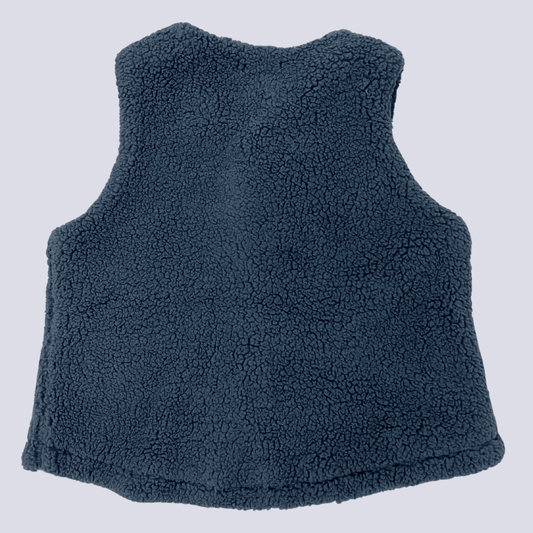 Back view of the Uniqlo vest