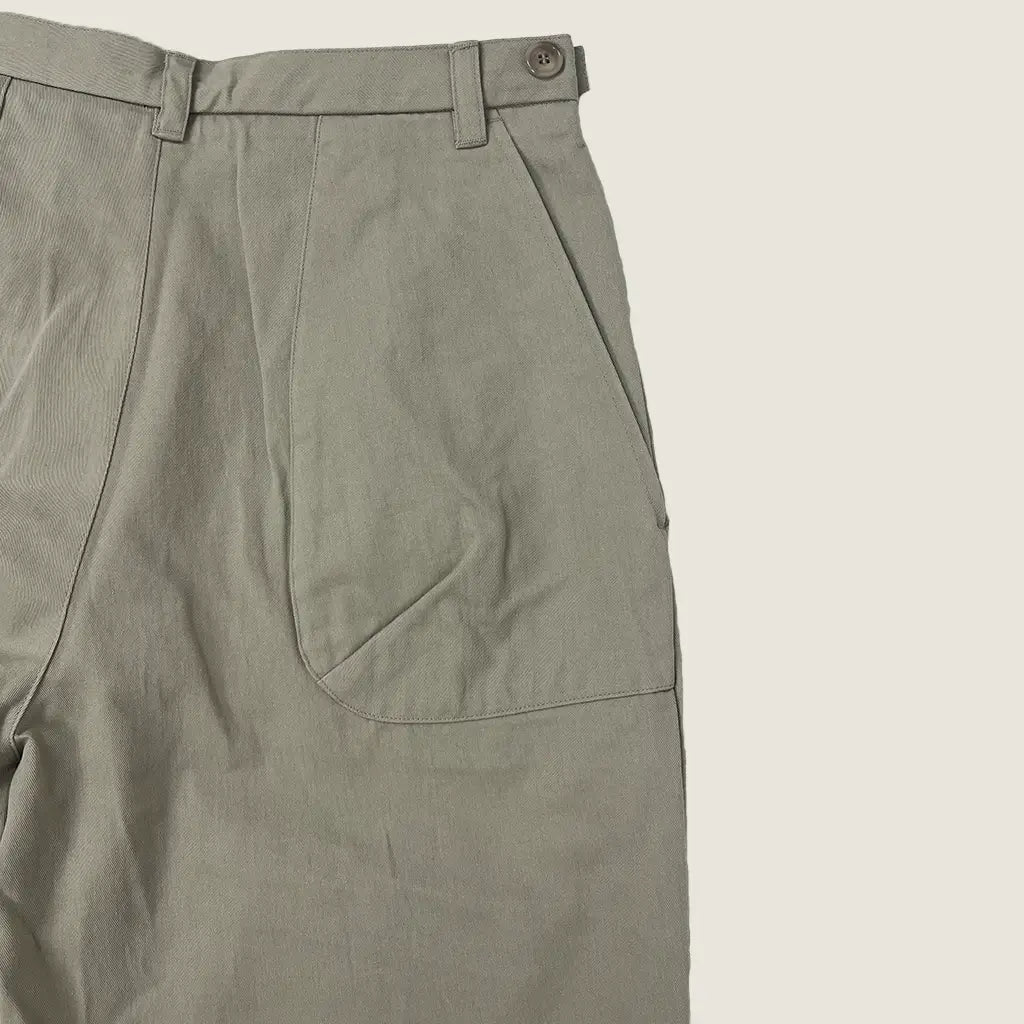 Back Detail View of the 999Humanity Para Easy Pant