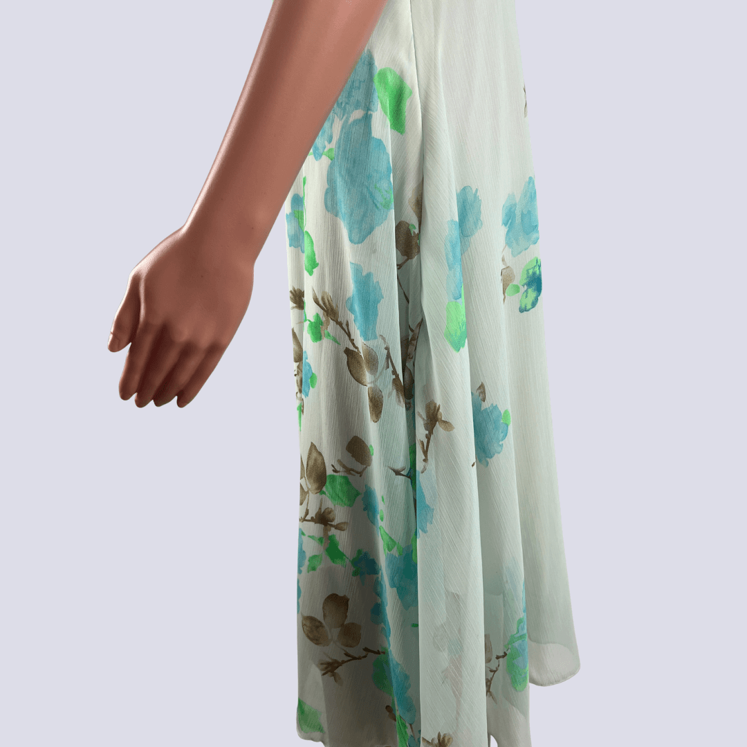 Side detail view of the Aliva Girl Dress