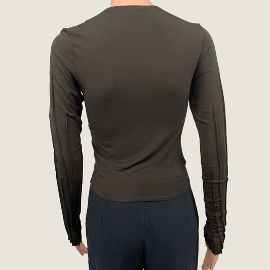 Aunad Puckered Long Sleeve Women's Top Back