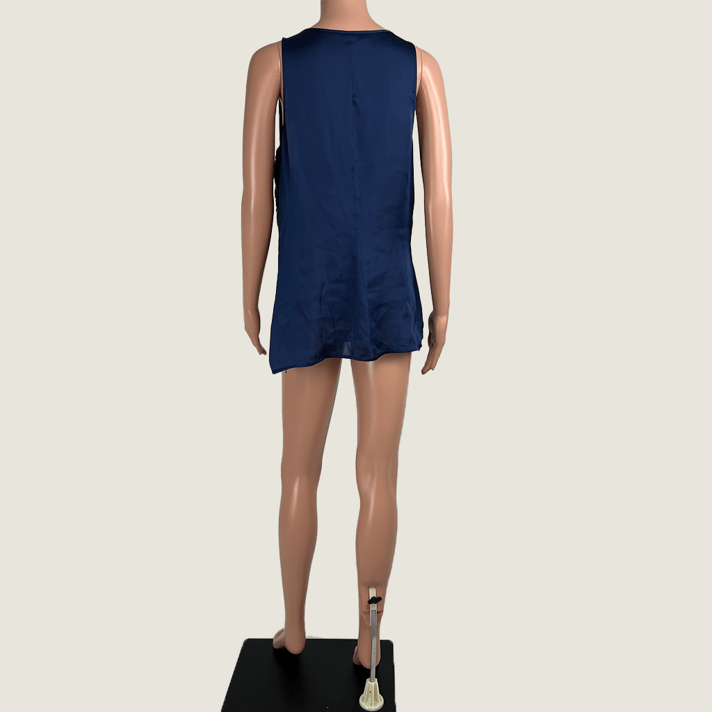 Back view of the Banana Republic sleeve pleated top