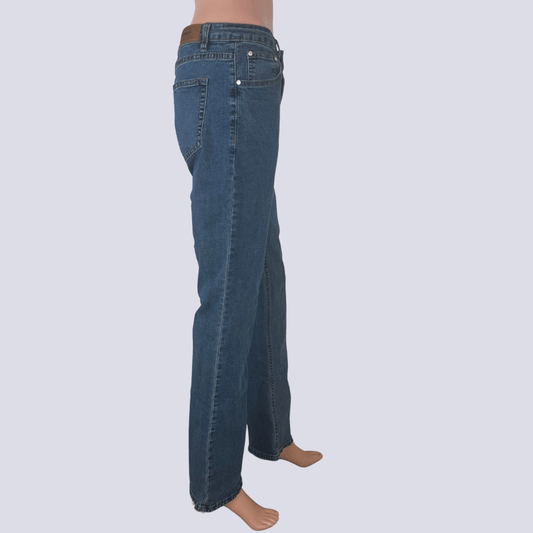Side view of the Colegacy Jeans