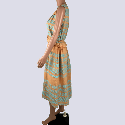 Side view of the Devotion Twins Dress