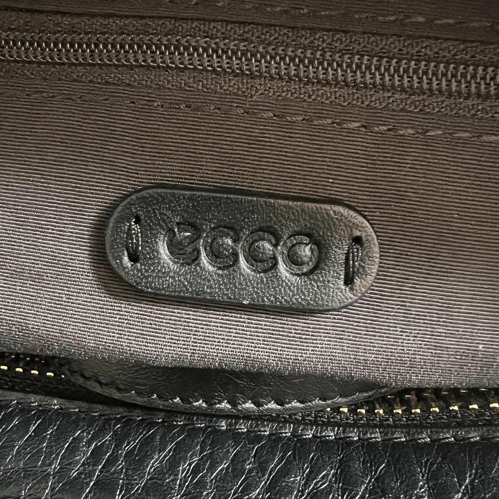 Close Up View of the Stitching on the Ecco Black Sculptured Handbag