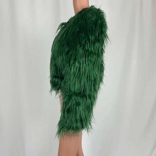 Side View of the Eilly Bazar Short Faux Fur Jacket in Green
