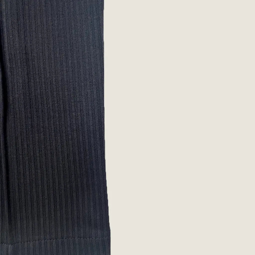 Fabric Detail View of the Icon Amsterdam The Amari Trouser