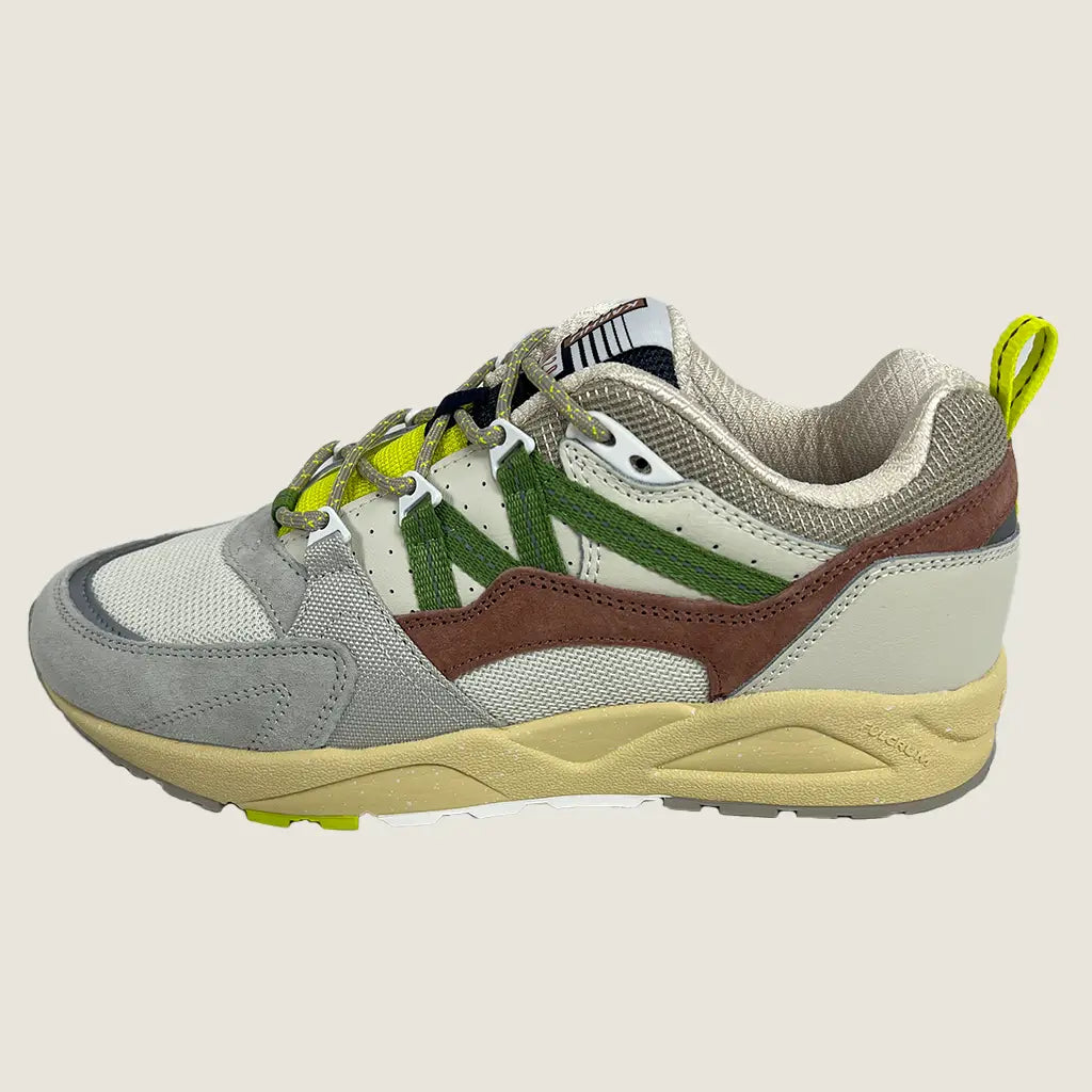 Side View of the Karhu Fusion Unisex Sneaker 2.0