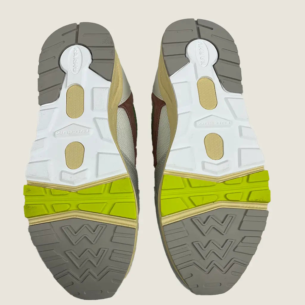 Sole View of the Karhu Fusion Unisex Sneaker 2.0
