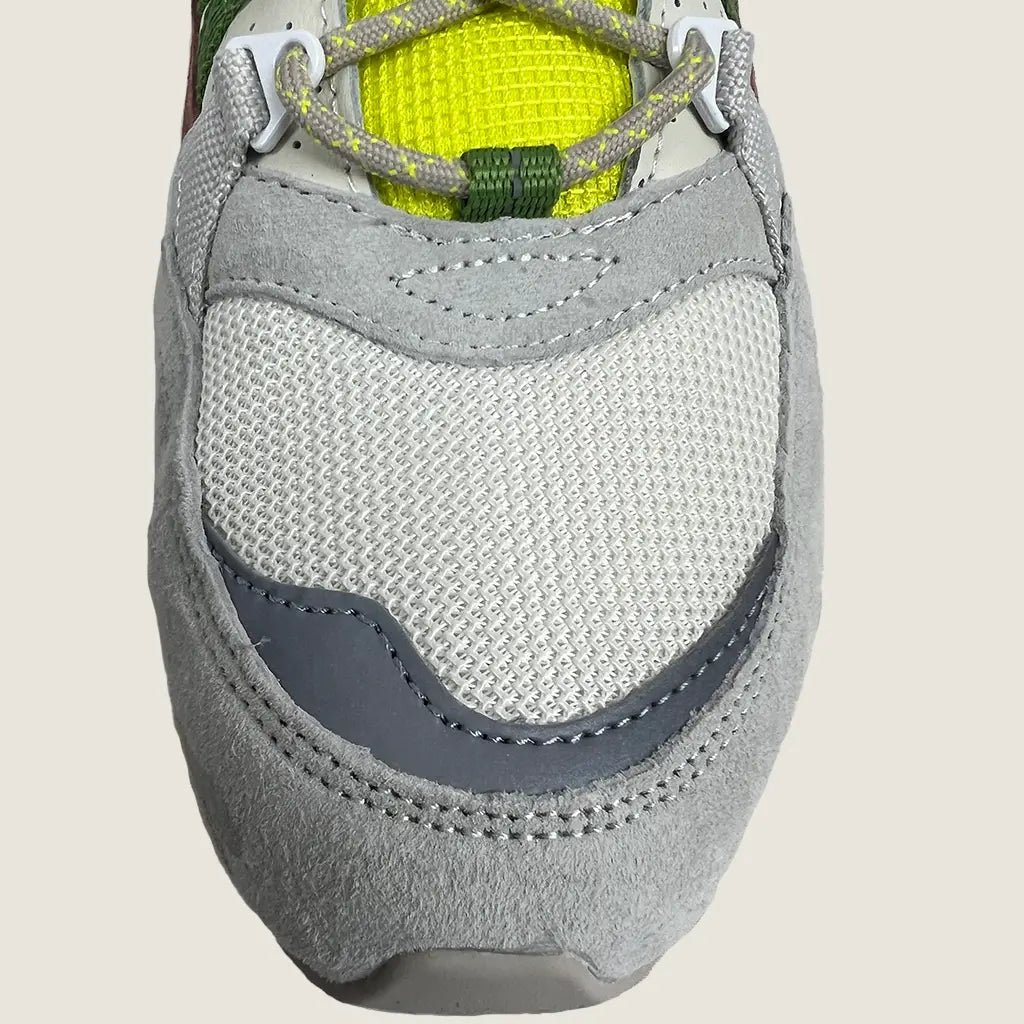 Front Toe Detail View of the Karhu Fusion Unisex Sneaker 2.0