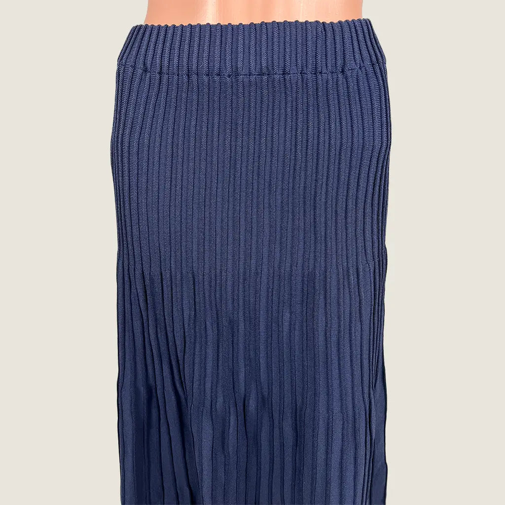 Front Waist Detail View of the Label Of Love Ribbed A-Line Maxi Skirt
