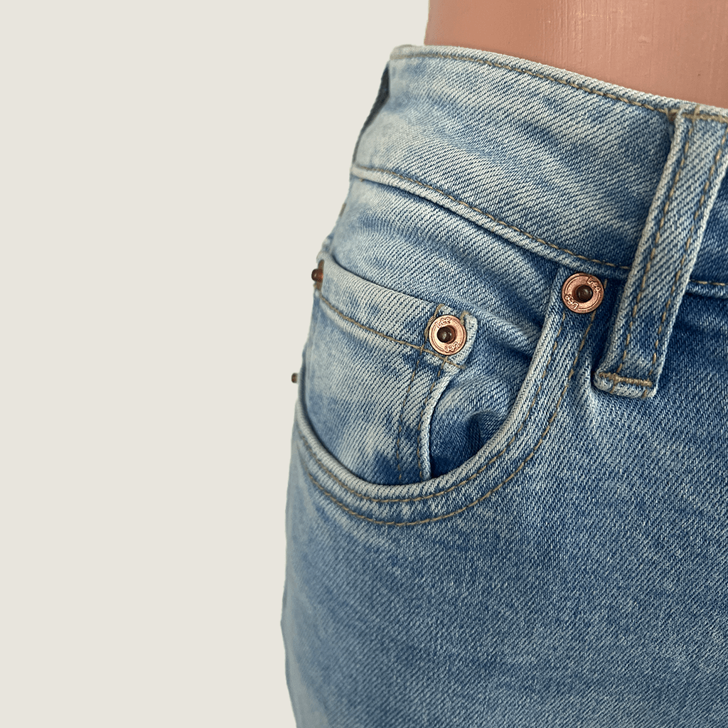 Side Close Up View of Pocket on the Lee High Licks Crop Denim Jeans