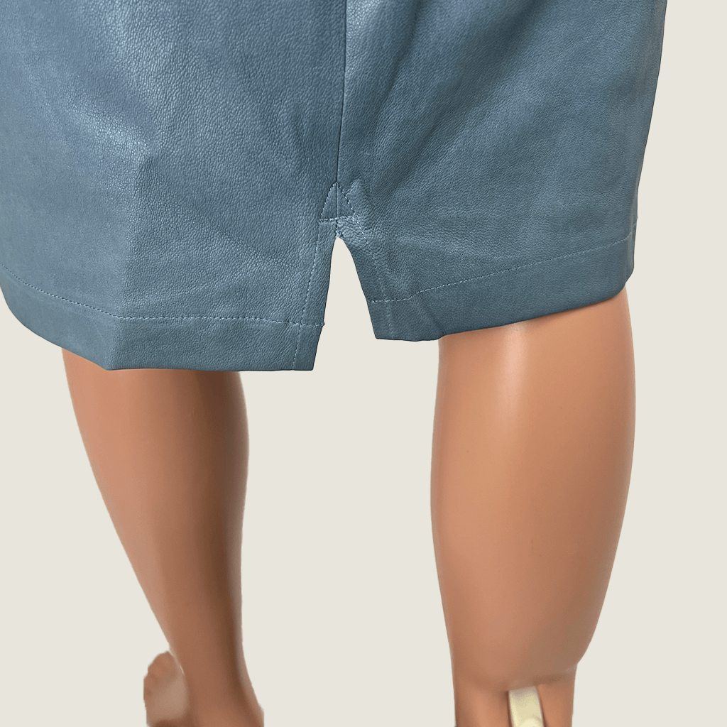 Back hem view of the Maria and Cornajo stretch lambskin leather skirt