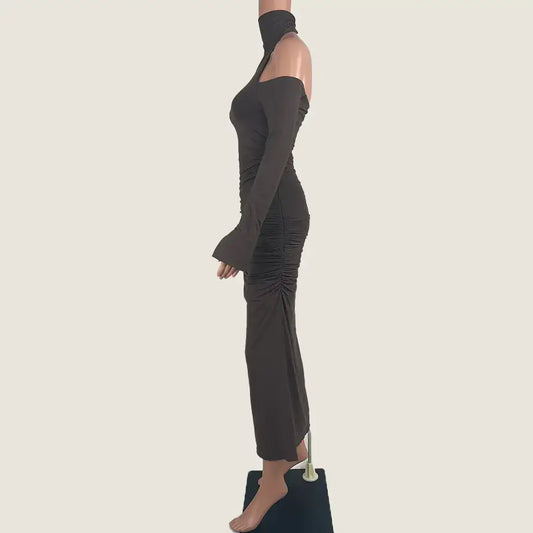 Side view of the Misha Landon Midi Dress