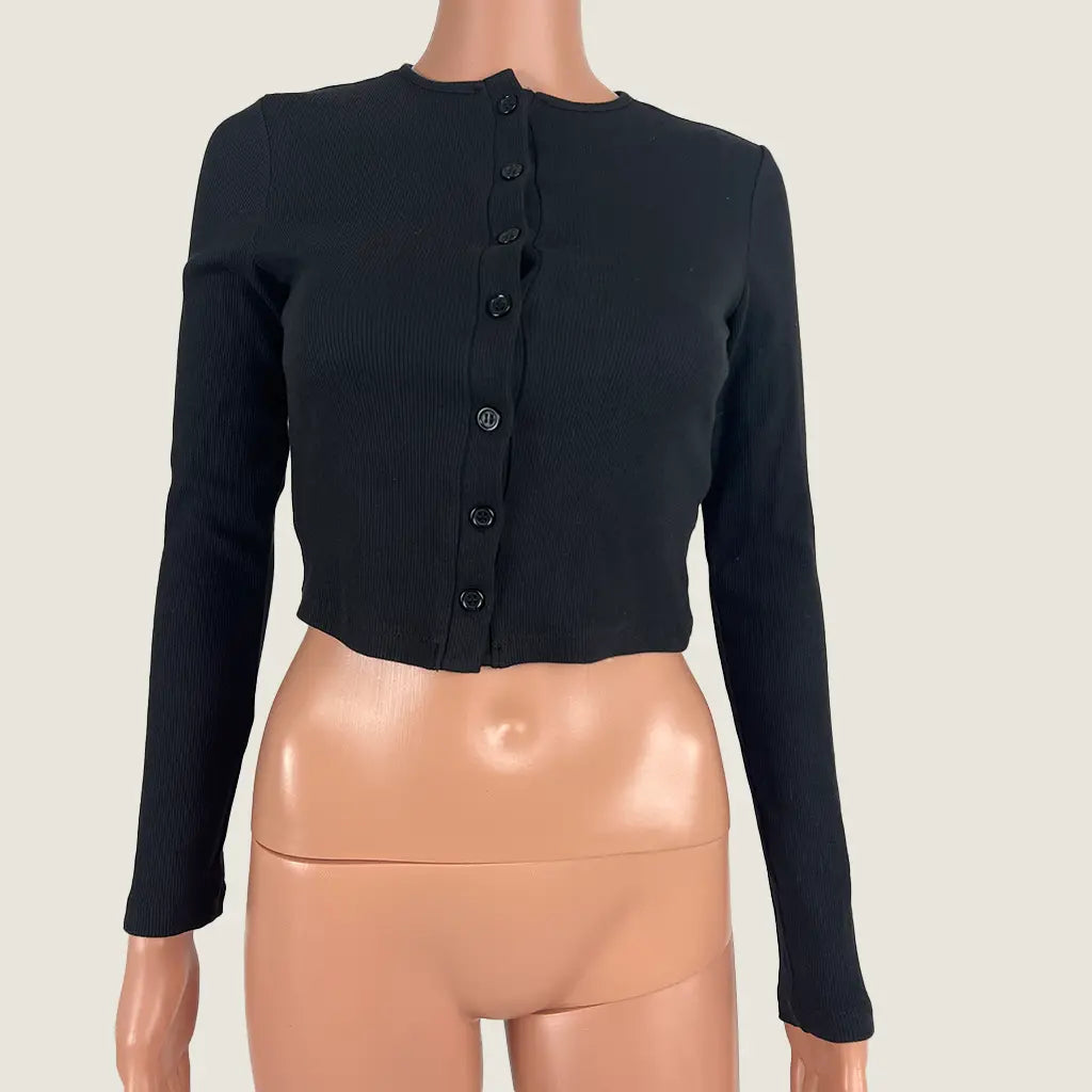 Front View of the New Look Black Long Sleeve Crop Top