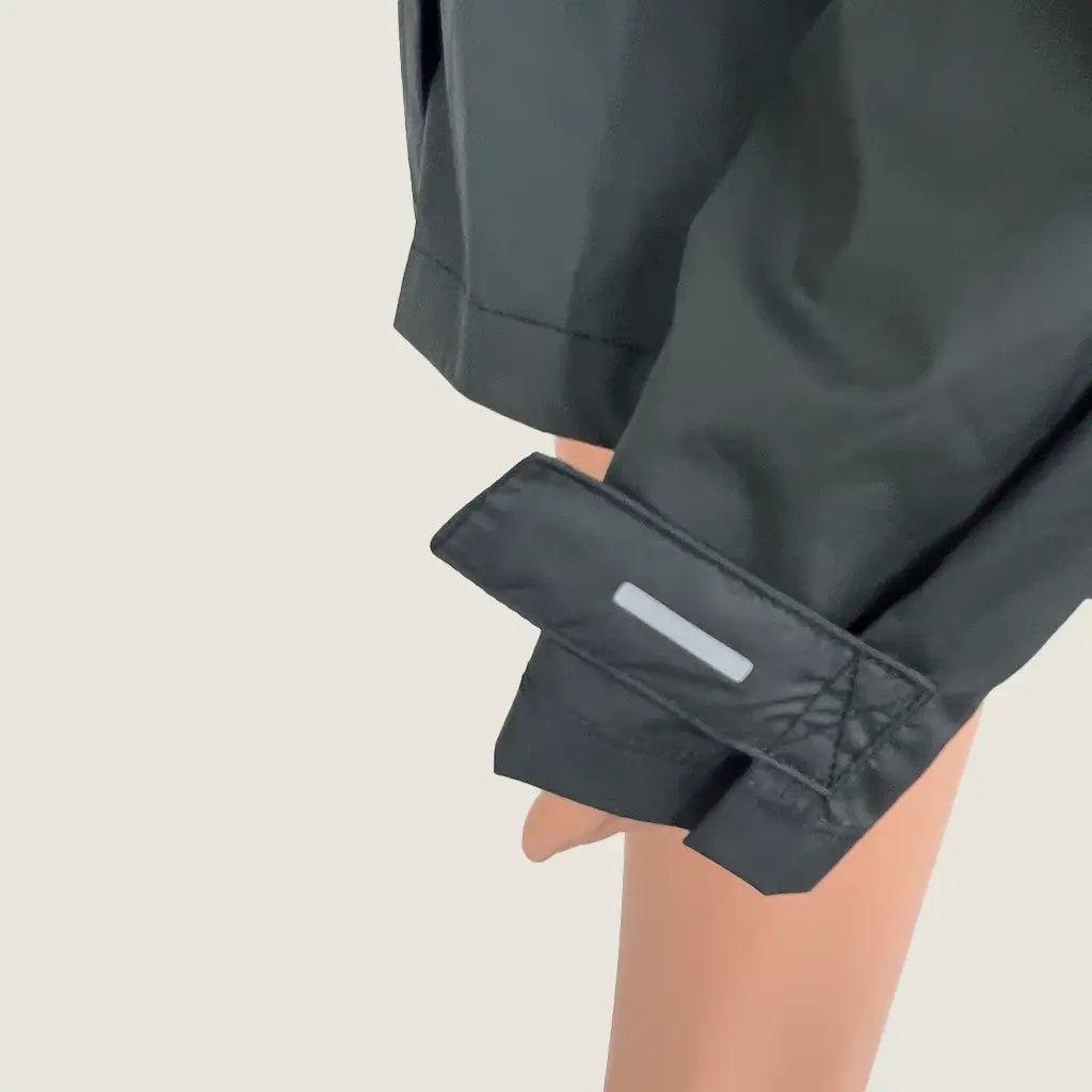 Side Cuff Detail View of the Nike Women's Fast Repel Running Jacket