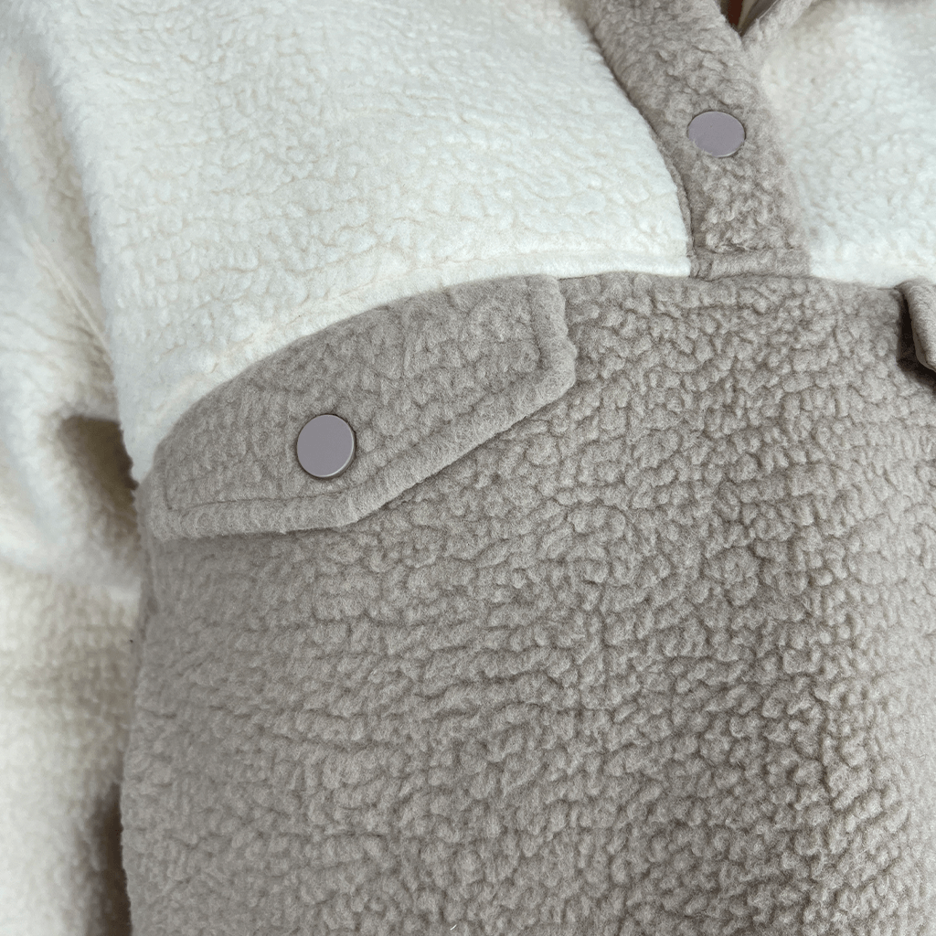 Nimble Oh Snap Pullover Pocket