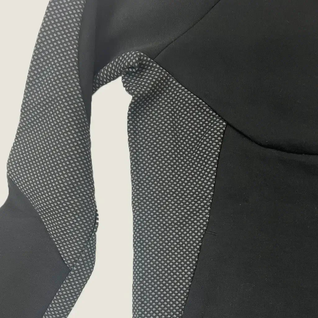 Side Detail View of the Puma Evostripe Full-Zip Men's Hoodie