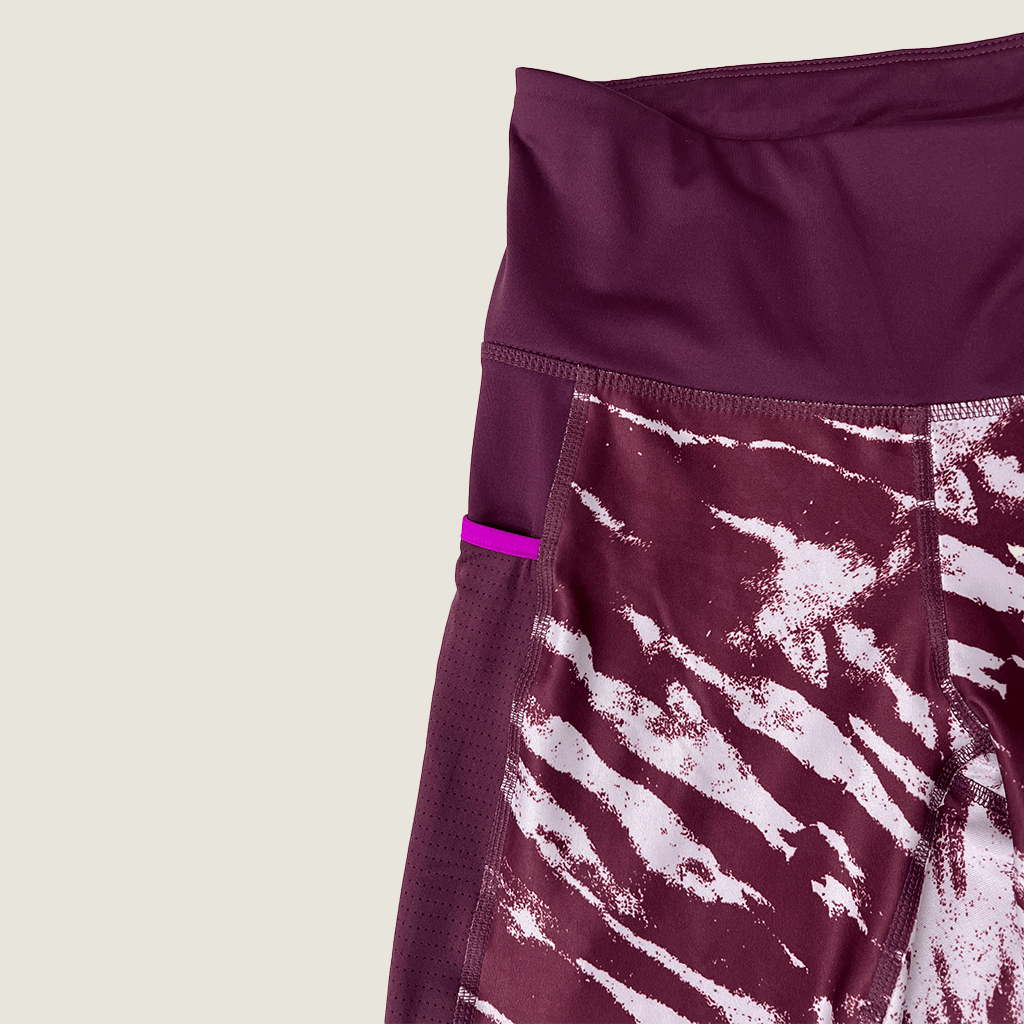 Women's Puma Run 5K Graphic Leggings Waist Detail