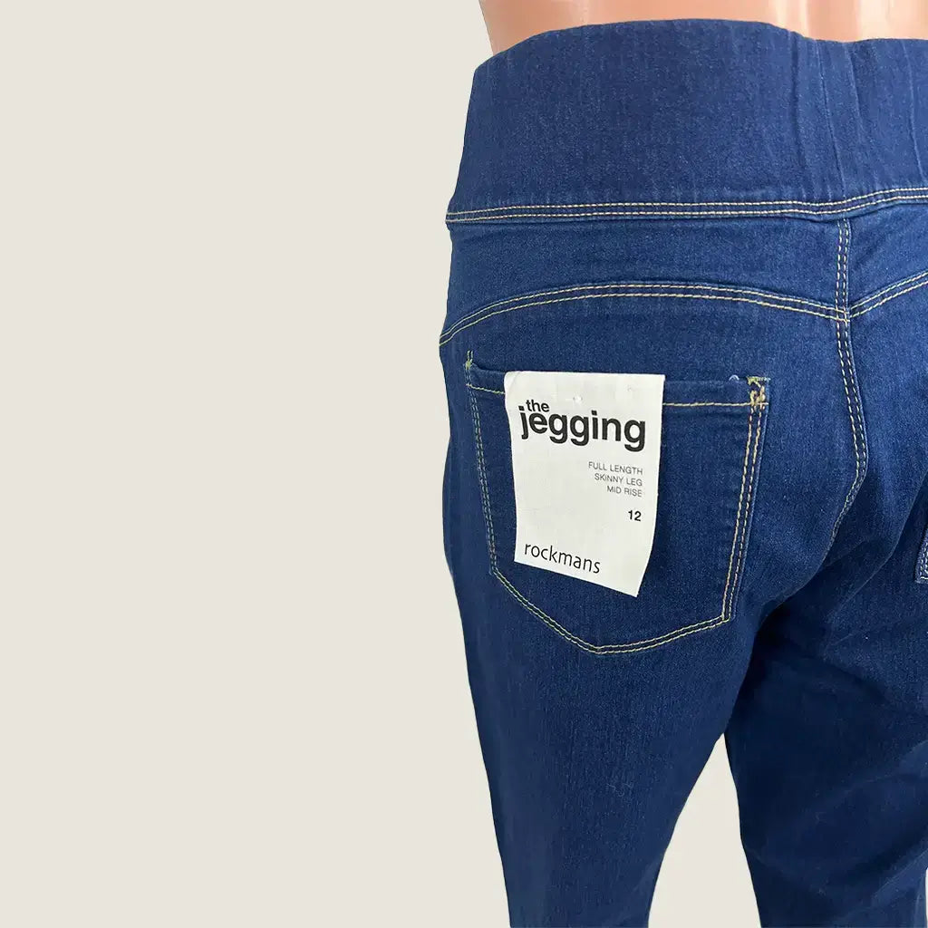 Side Detail View of the Rockmans The Jegging Pull On Jeans