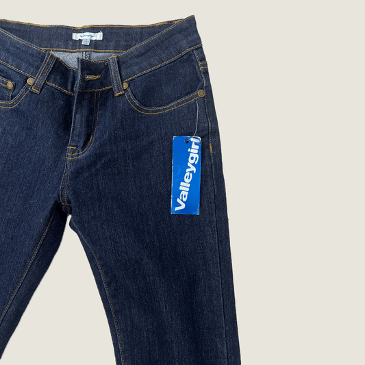 Front close up of pocket view of the Valleygirl denim jeans