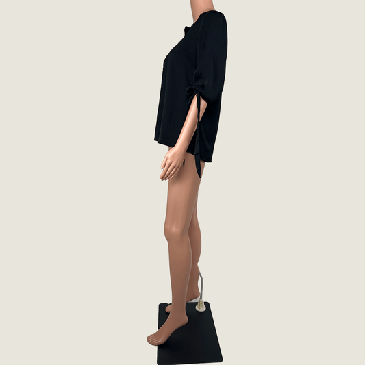 Side view of the Vero Moda Black Short Sleeve Shirt