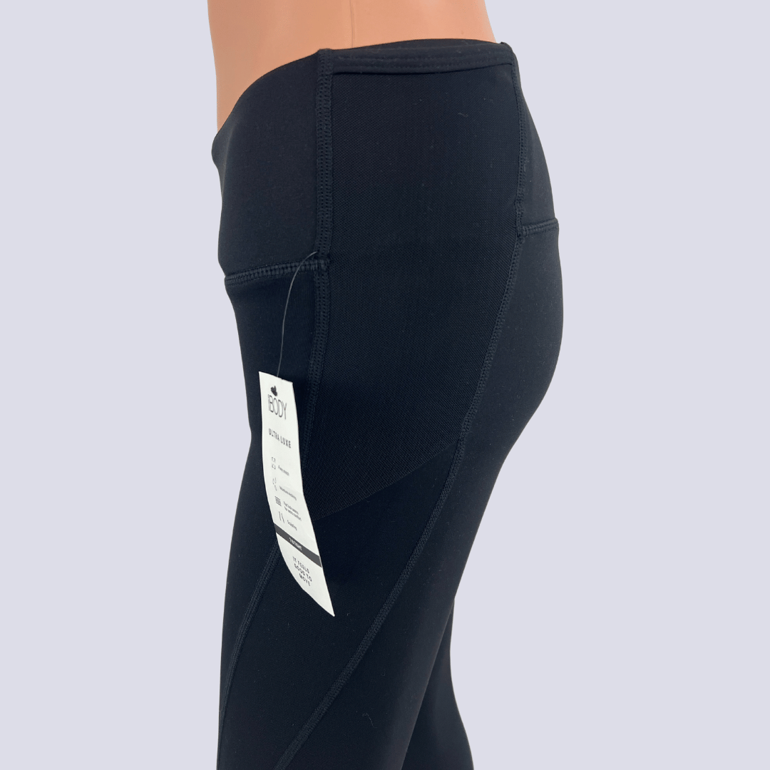 Side Detail View of the Cotton On Leggings