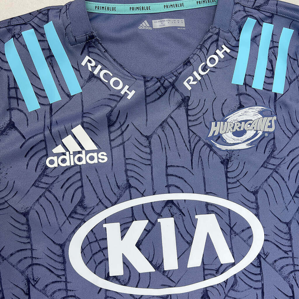 Adidas super ruby jersey Logo Detail