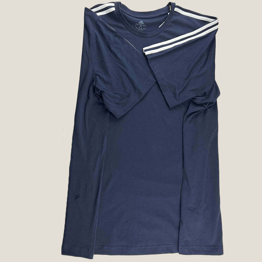 Adidas T-Shirt folded sleeves