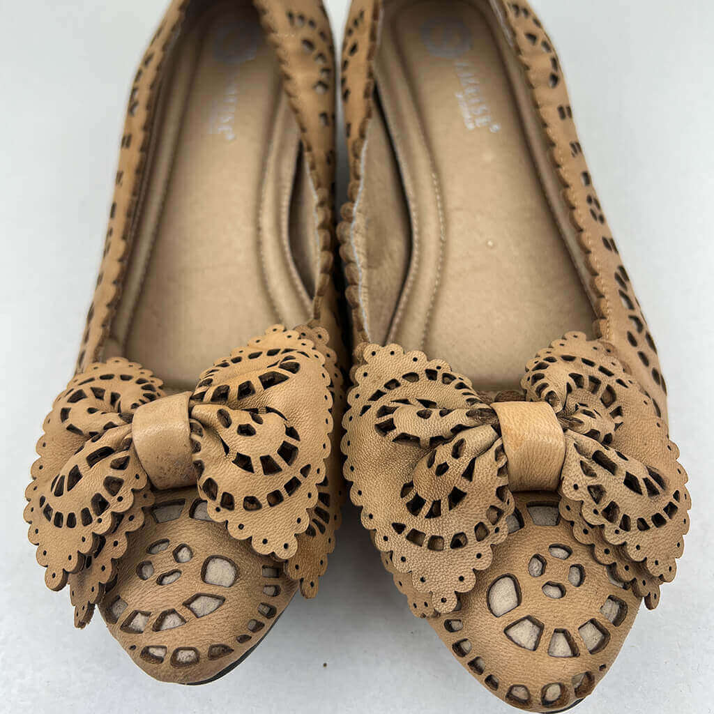 Ameise Tan Leather Slip-On Shoe With Small Heel Low Angle