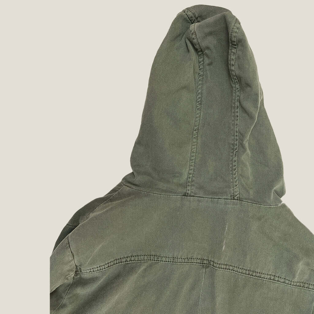 Factorie anorak hood back