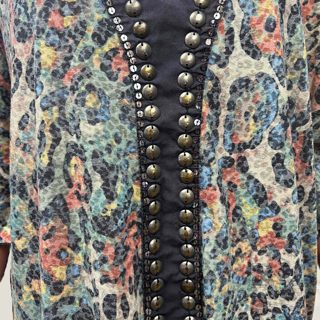 Multi-Coloured Bat Wing Top Stud Detail