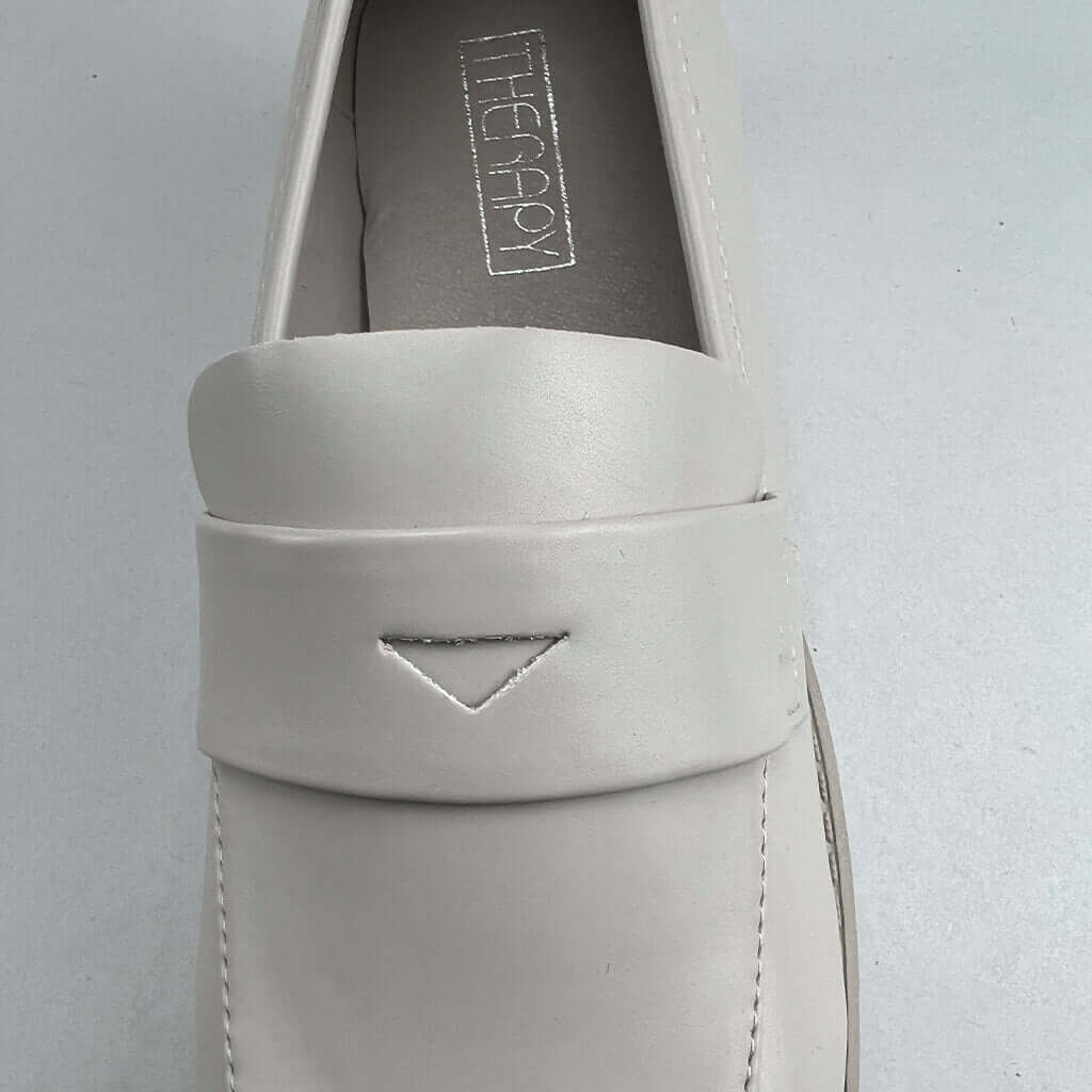 Therapy Royce Cream Detail
