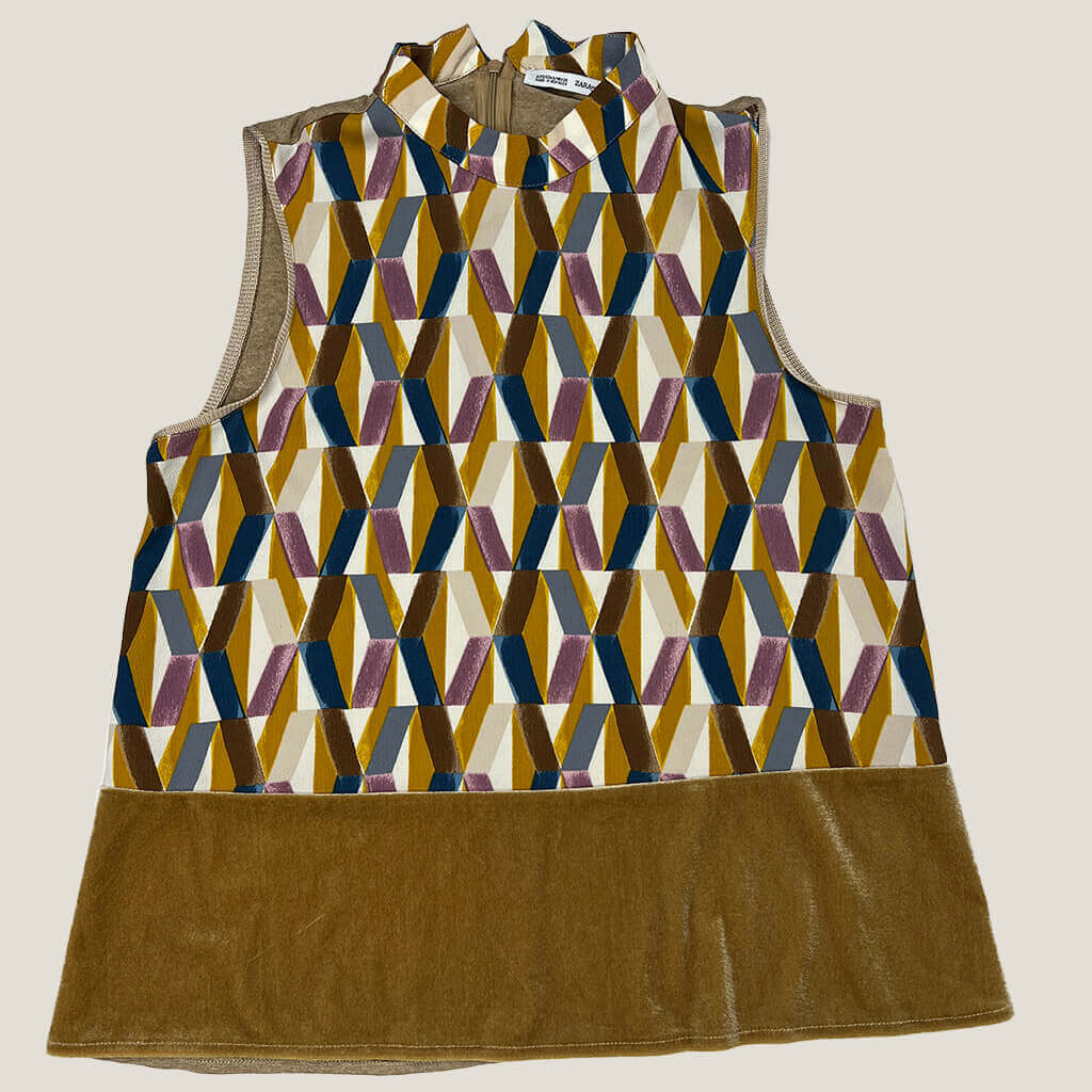 Front view Zara Retro Sleevless Summer Woman Top