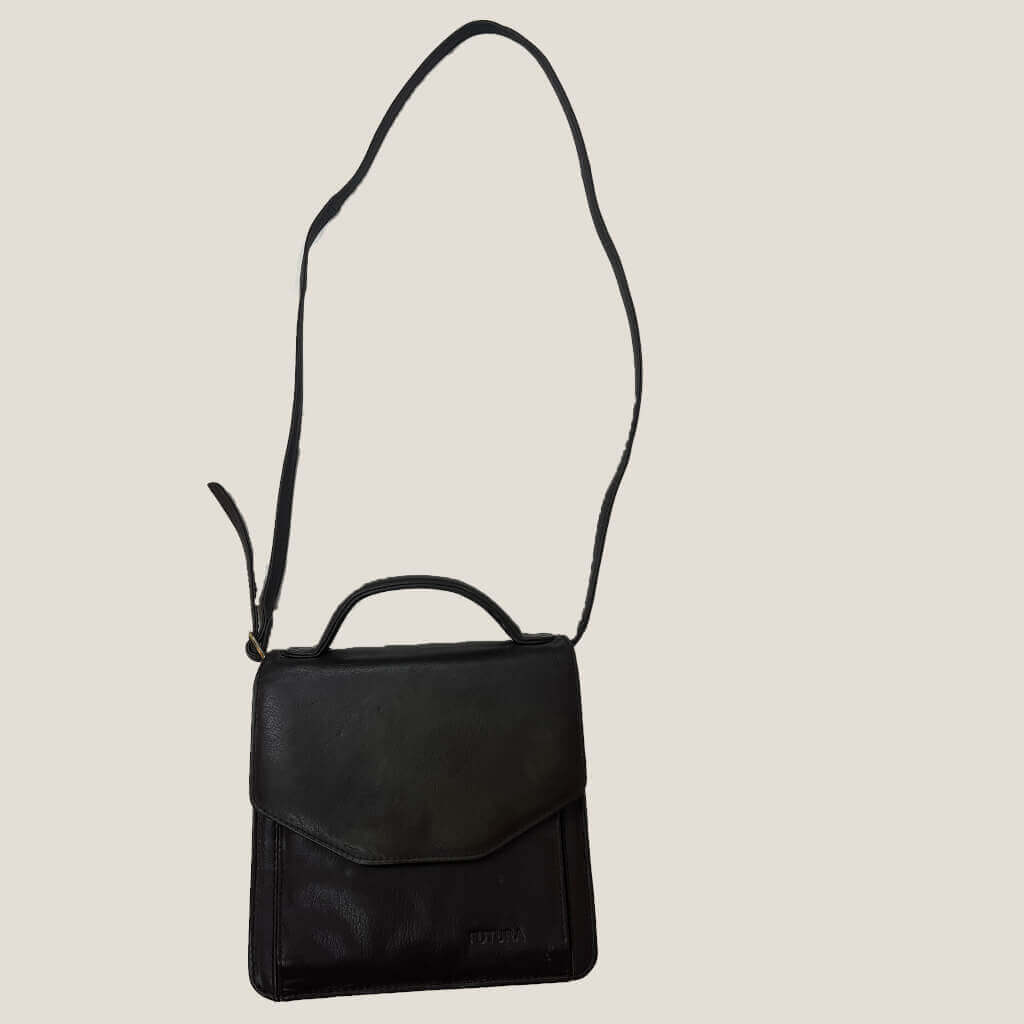 Futura Travel Shoulder Bag Front