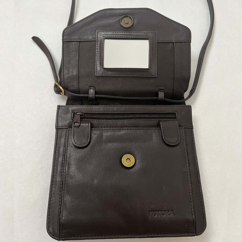 Futura Travel Shoulder Bag Open