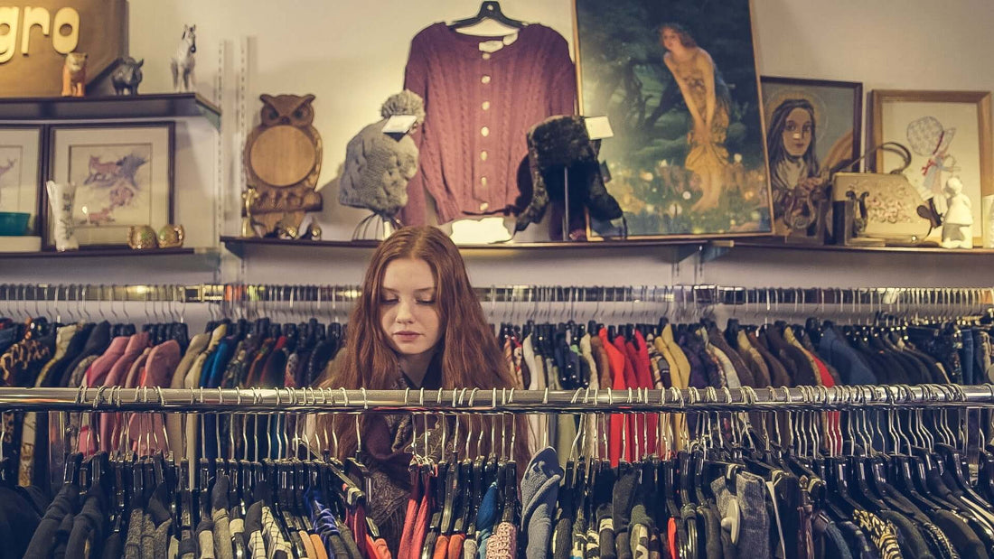 Embracing the Vintage Charm: A Guide to Styling Second-Hand Clothing for a Modern, Chic Look