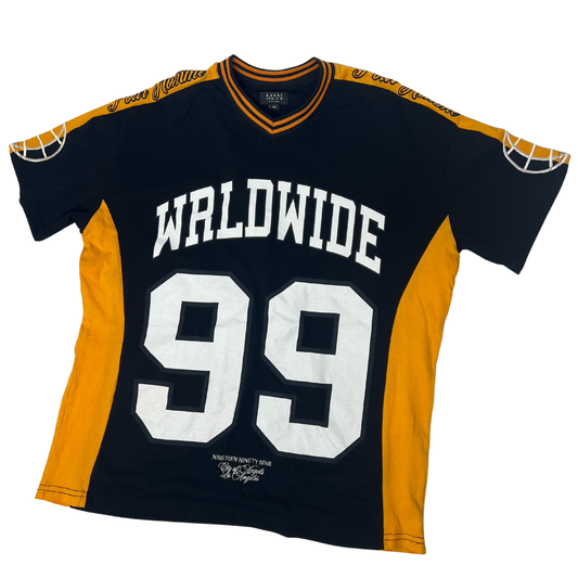 Front view of the Boohoo Man Sports Jersey
