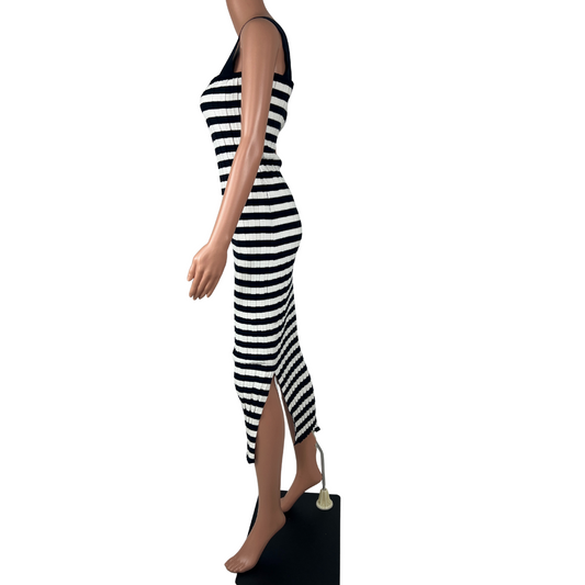 Ebby and I Black and White Stripped Knit Dress Large