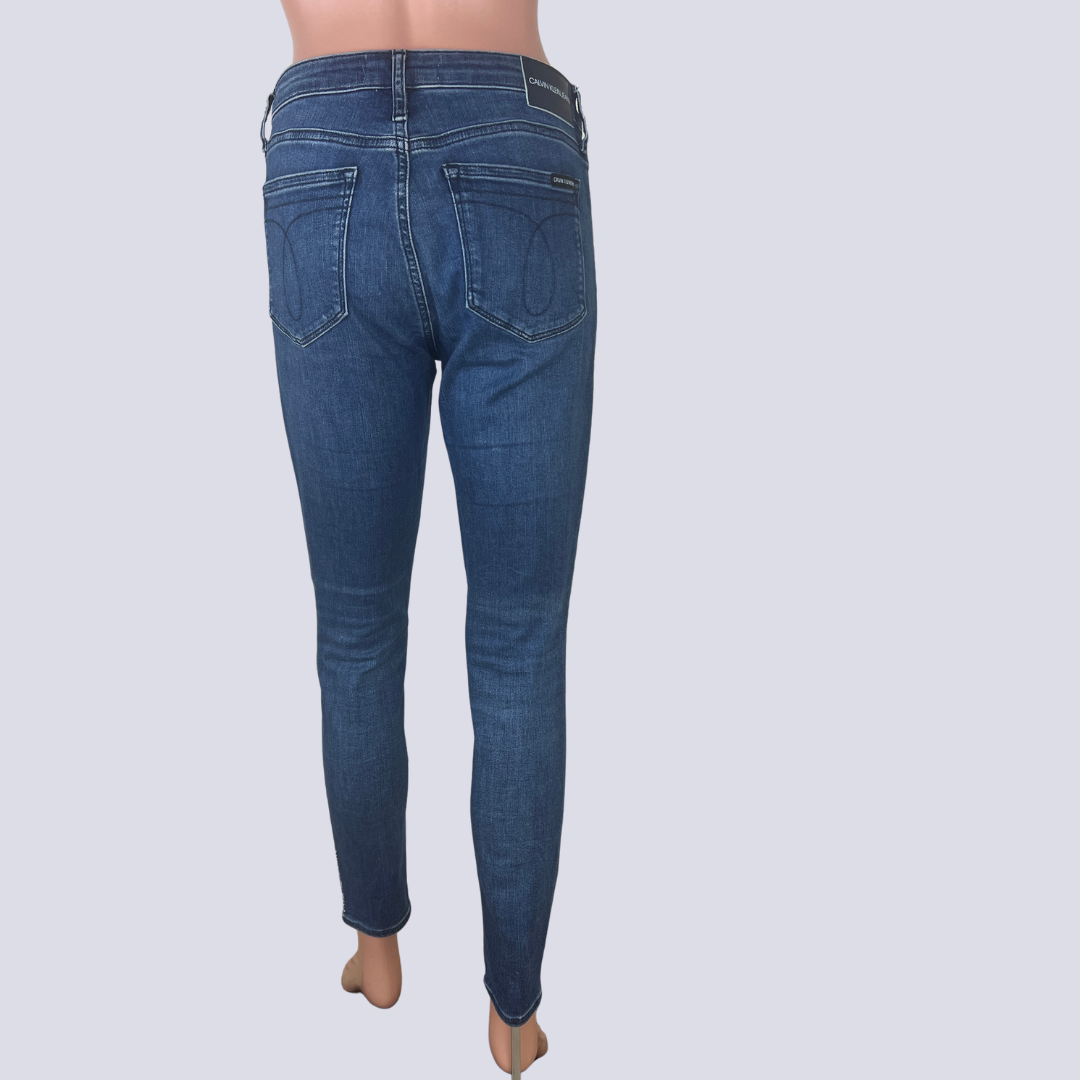 Calvin Klein Mid Rise Skinny Ankle Jeans W2