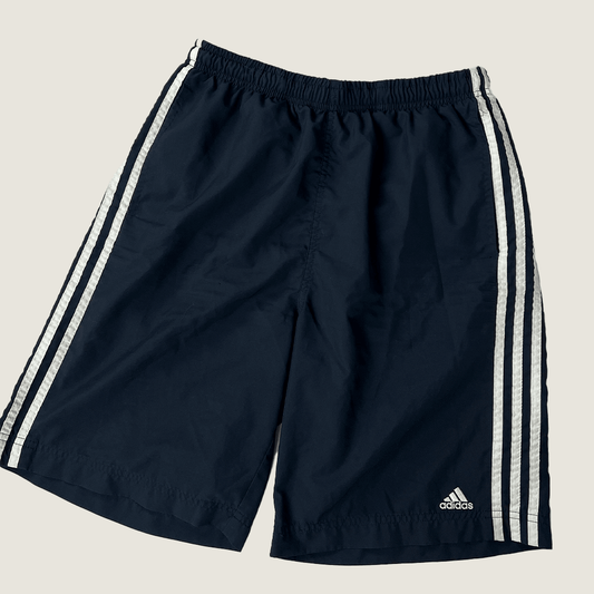 Front view of the Adidas men's Essentials Chelsea 3-stripe shorts