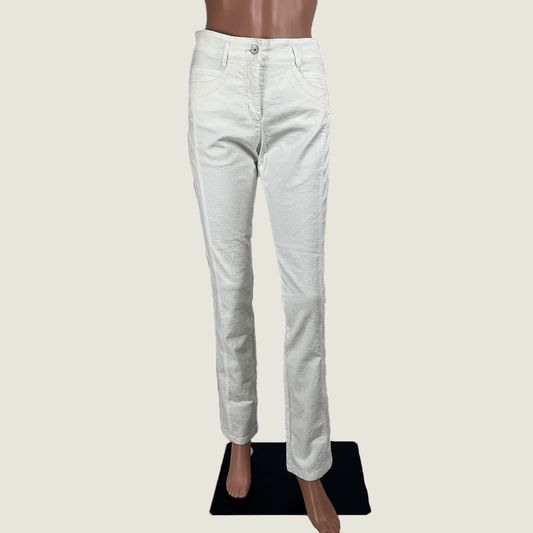 Front view of Apanage Ecru White Stretch Jeans