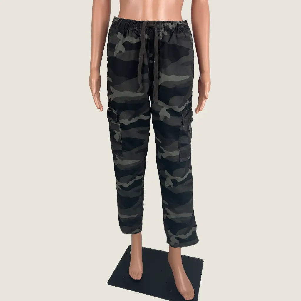 Front View of the Brilliant Basics Men's Camo Cargo Pant