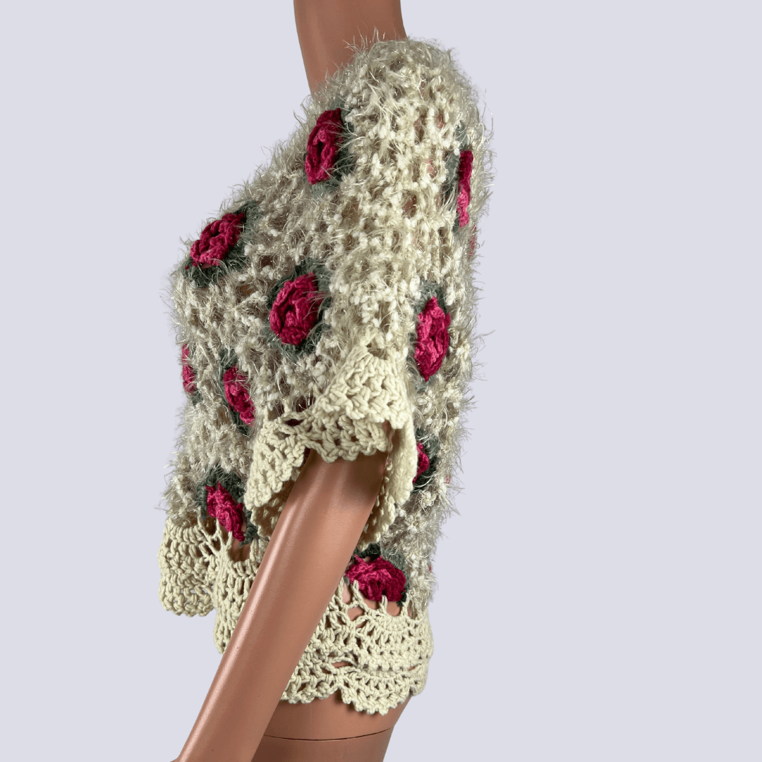 Side view of the Caroline Morgan crochet top