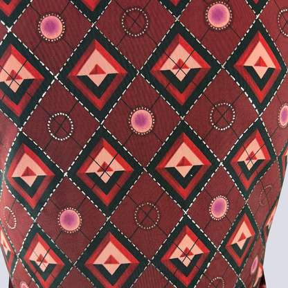 Print detail of the Chain Reaction top