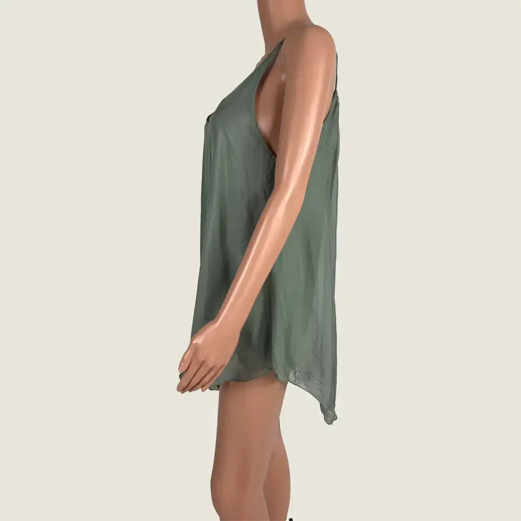 Side View of the cindy.g Sleeveless Tank