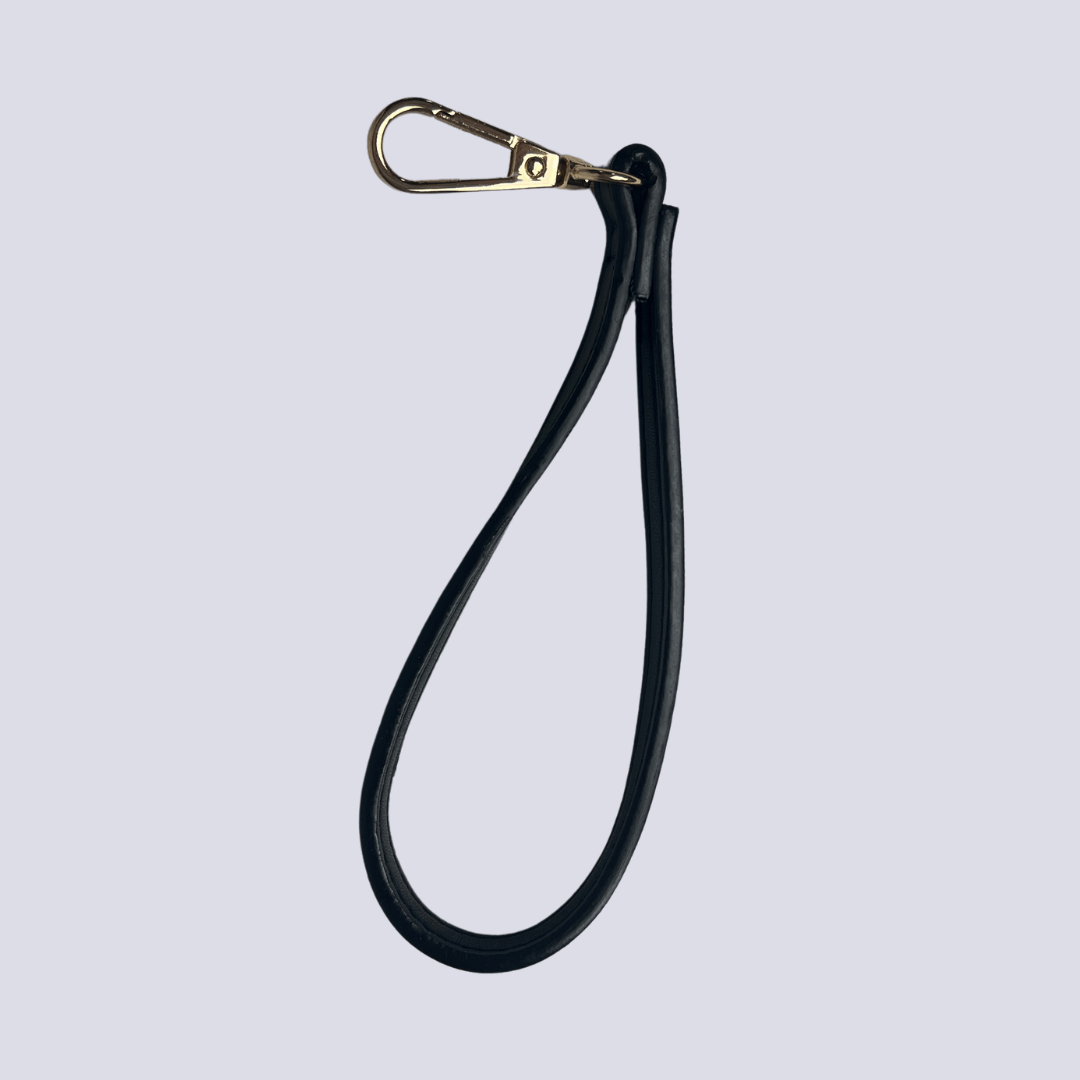 Front view of the Colette Bag
