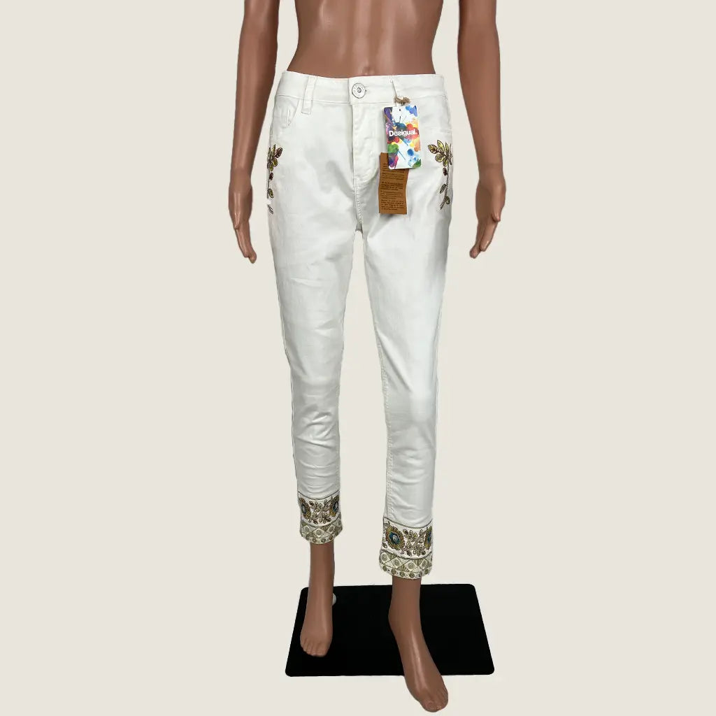 Front View of the Desigual Embroidered Denim Sari White Jeans