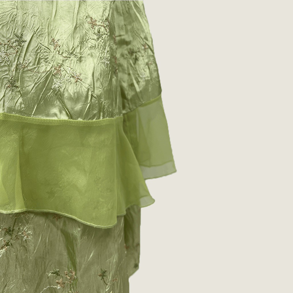 Garfunkel Flower Embossed Line Dress Hem Layered Detail