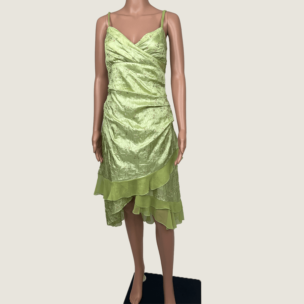 Garfunkel Flower Embossed Line Dress Front